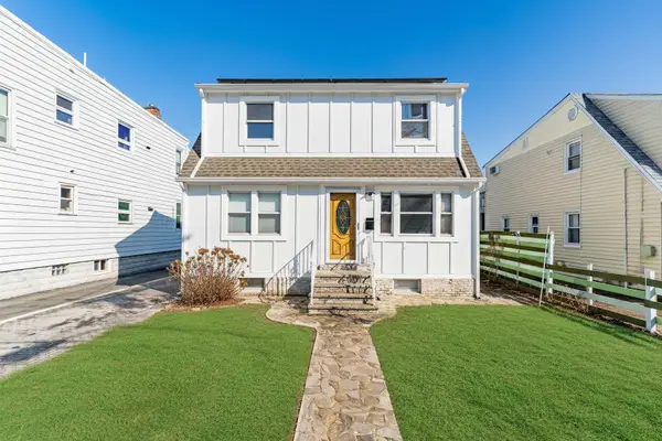 22 SCHUYLER AVE, Kearny, NJ 07032-5929