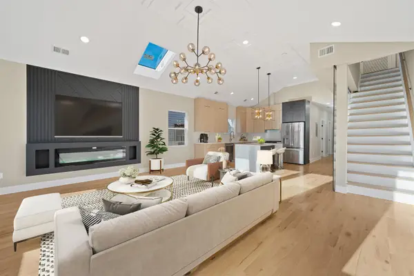 32 ZABRISKIE ST #2, JC, Heights, NJ 07307