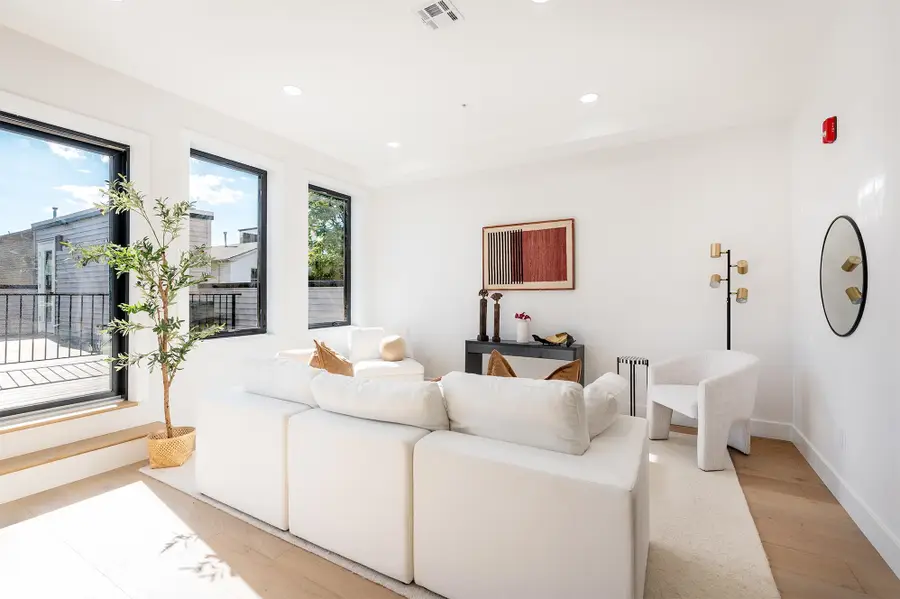 17 LEONARD ST #3, Jersey City, NJ 07307 - #2