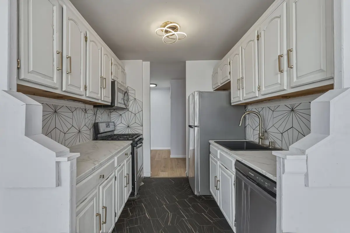 1225 KENNEDY BLVD #3F, Bayonne, NJ 07002 - #1