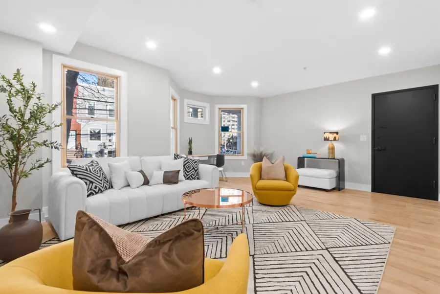 211 SUMMIT AVE #1, Jersey City, NJ 07304 - #2