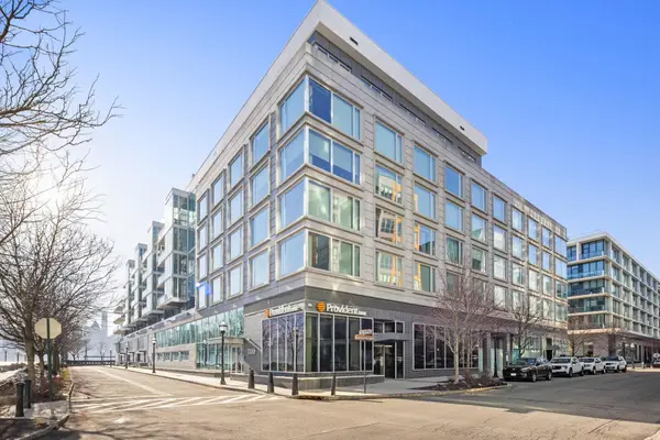 1000 AVENUE AT PORT IMPERIAL, Weehawken, NJ 07068