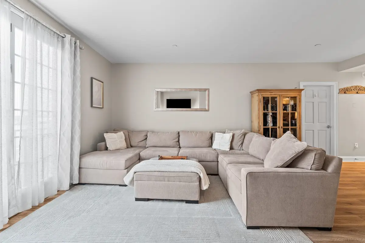 100 SHEARWATER CT EAST #31, Jersey City, NJ 07305 - #1