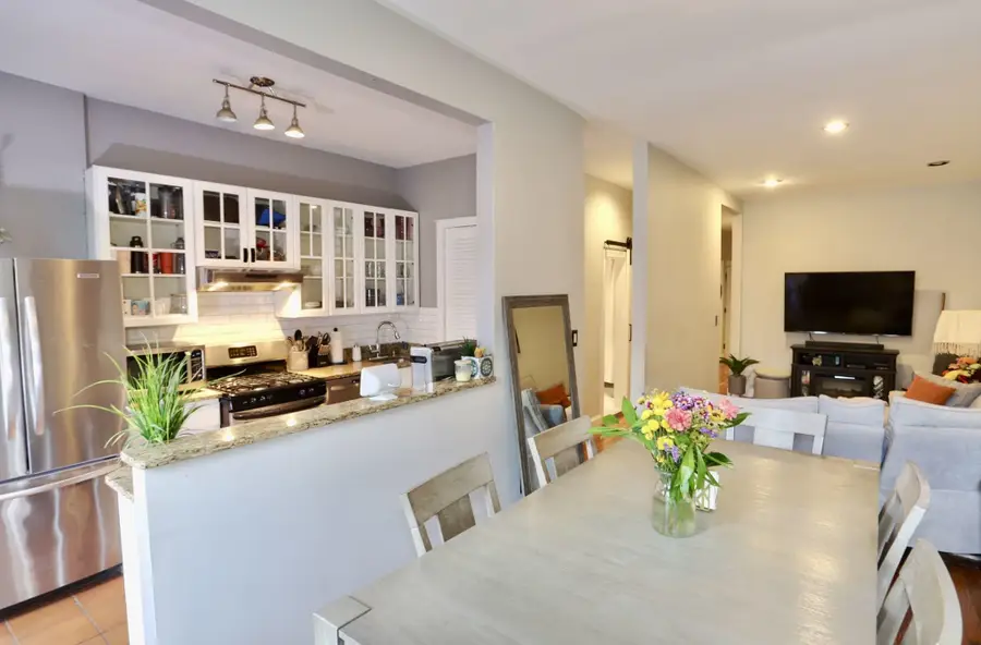 635 GARDEN ST #2, Hoboken, NJ 07030 - #2