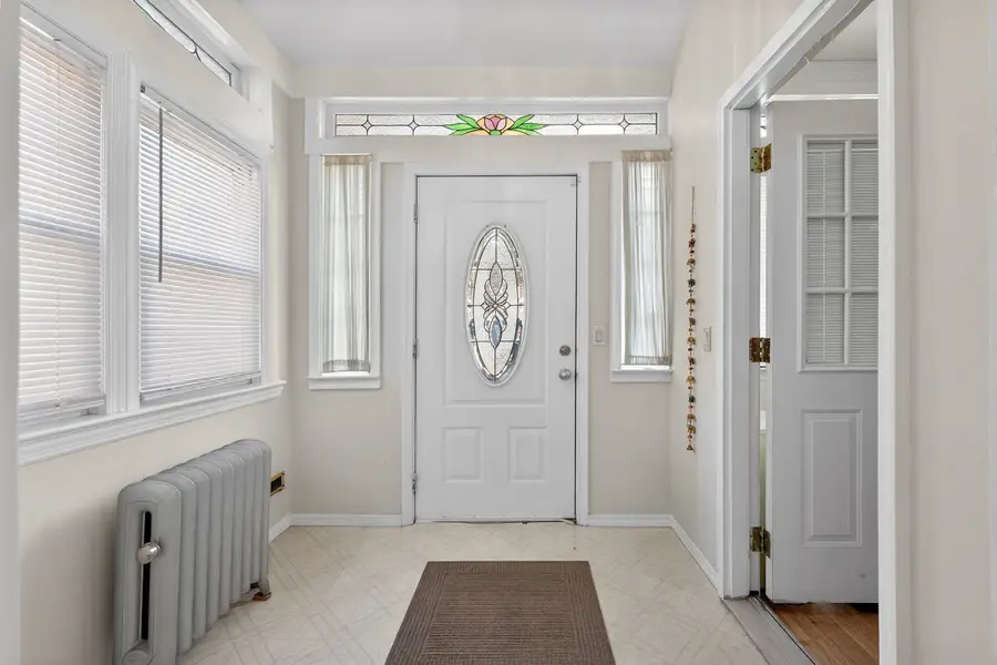 36 WEST 27TH ST, Bayonne, NJ 07002 - #3