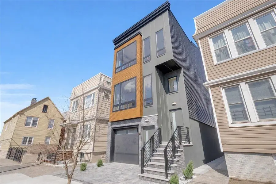 206 CLENDENNY AVE #1, Jersey City, NJ 07304-1202 - #2