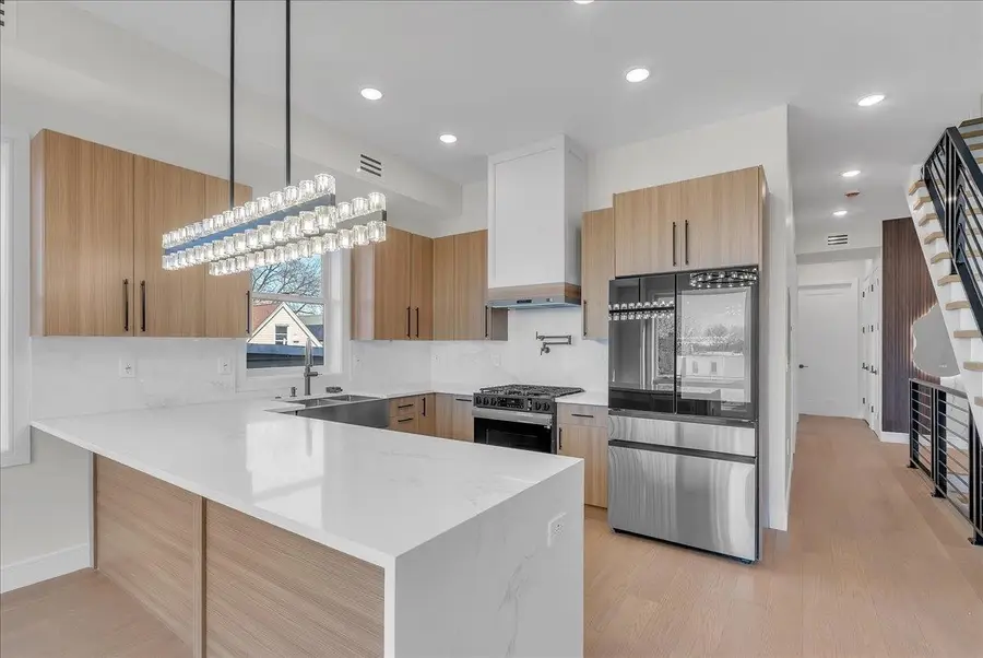 206 CLENDENNY AVE #2, Jersey City, NJ 07304-1202 - #3