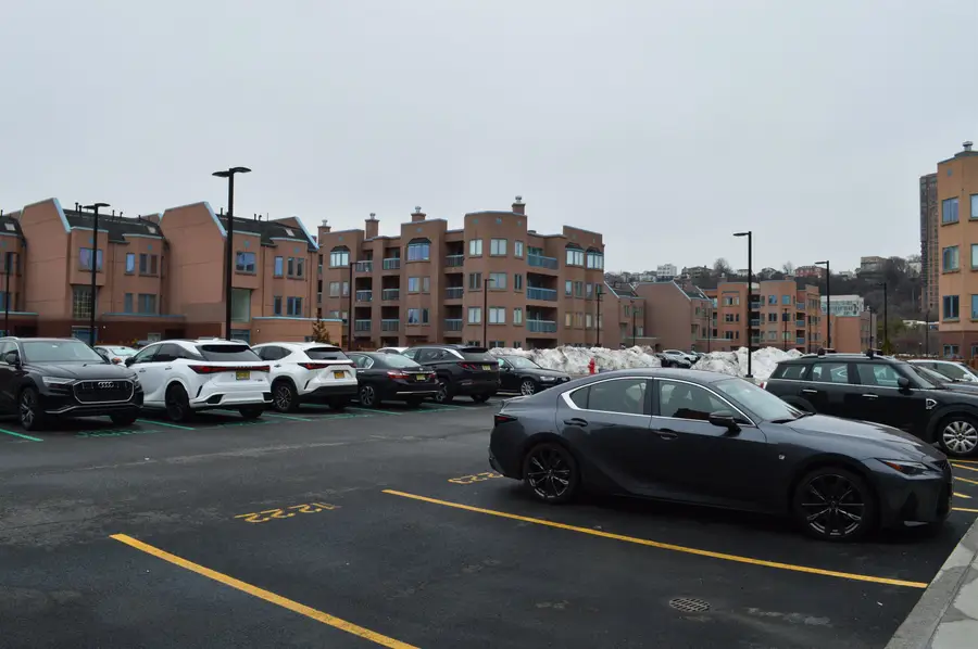 403 HANCOCK CT #403, Edgewater, NJ 07020 - #2