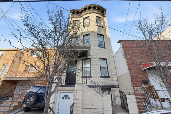 508 7TH ST, Union City, NJ 07087