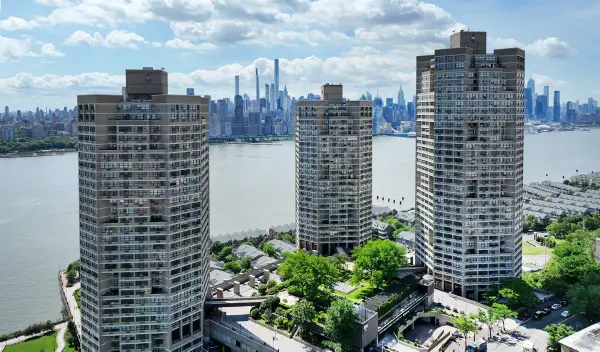 7002 BLVD EAST #5E, Guttenberg, NJ 07093