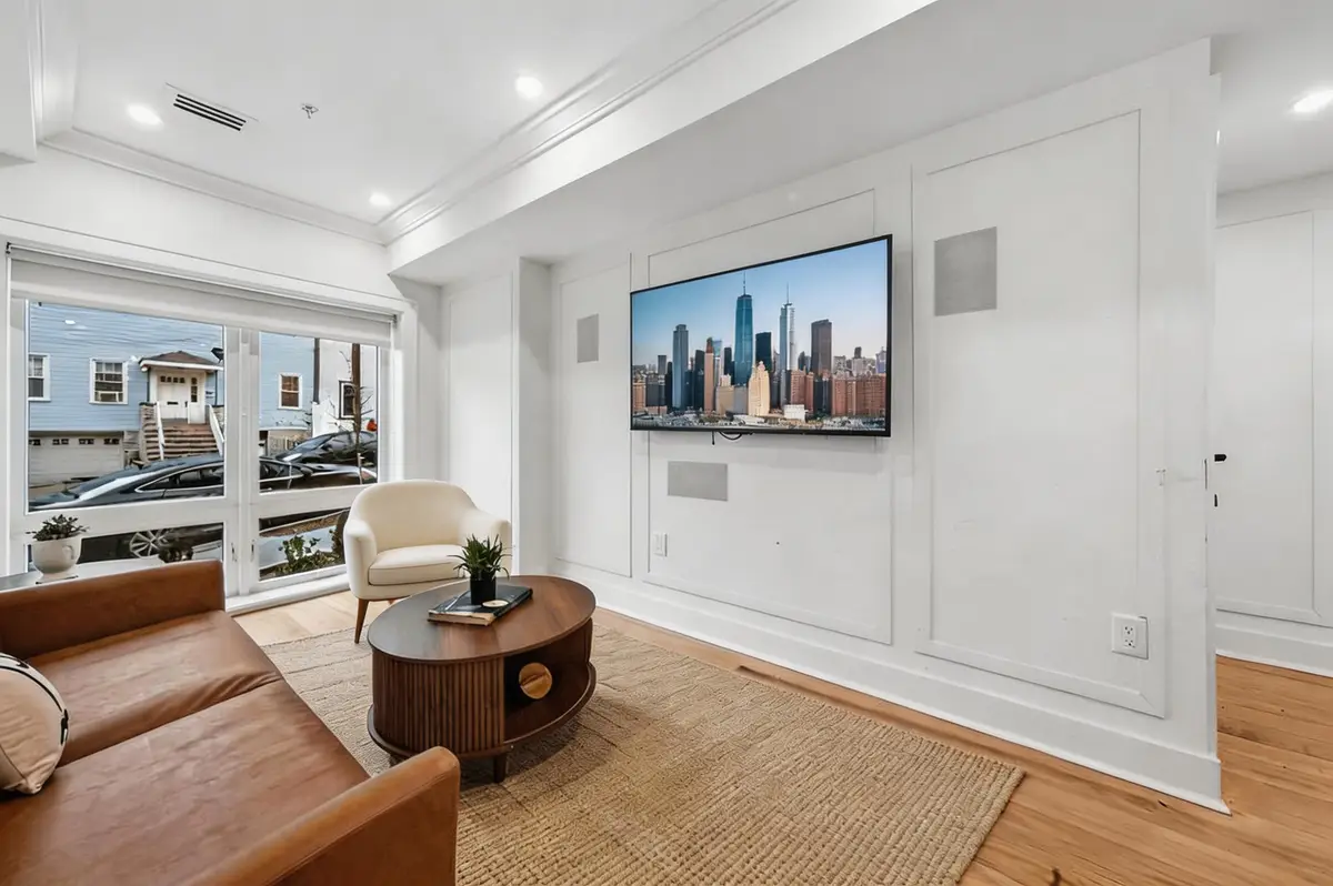 183 ZABRISKIE ST #1, Jersey City, NJ 07307-1111 - #1