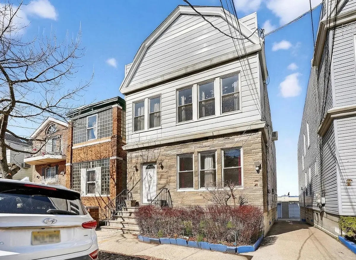 177 COLUMBIA AVE, Jersey City, NJ 07307 - #1