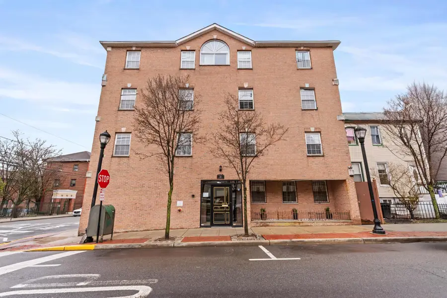 401 BERGENLINE AVE #15, Union City, NJ 07047 - #3