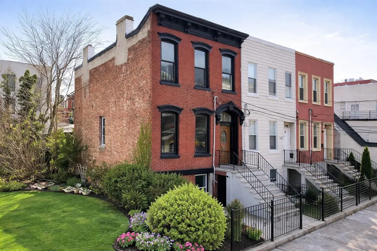 69 JEWETT AVE, Jersey City, NJ 07304 - #1