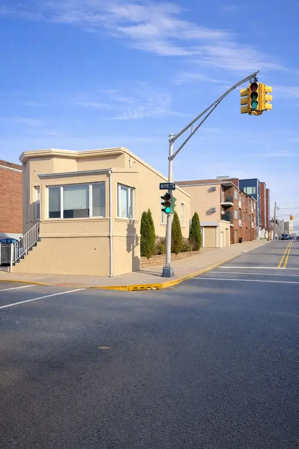 6000 WASHINGTON ST, West New York, NJ 07093