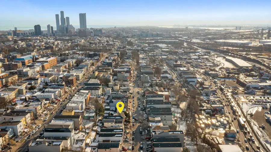 136 TERRACE AVE, Jersey City, NJ 07307 - #3