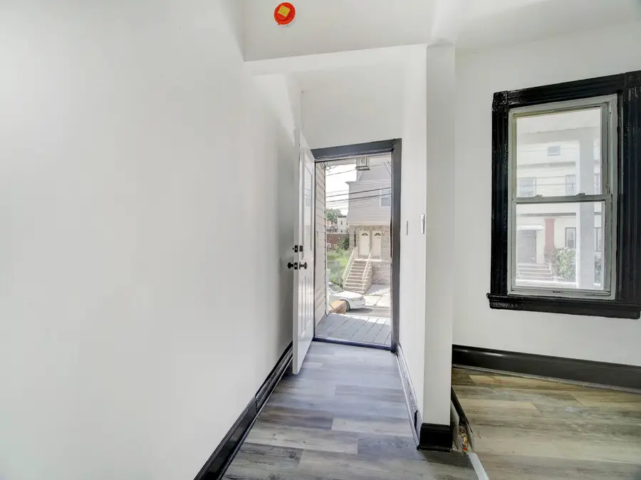 166 CATOR AVE, Jersey City, NJ 07305 - #2