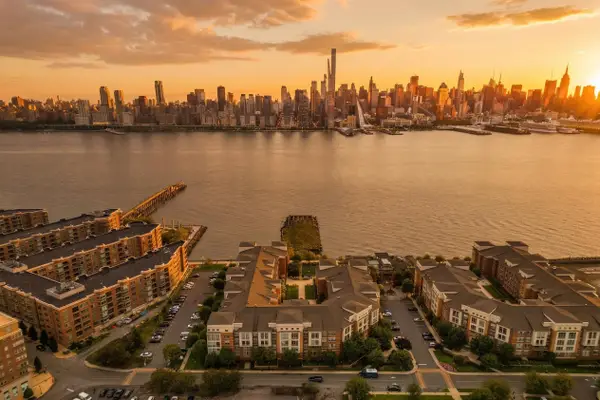 26 AVENUE AT PORT IMPERIAL #133x, West New York, NJ 07093