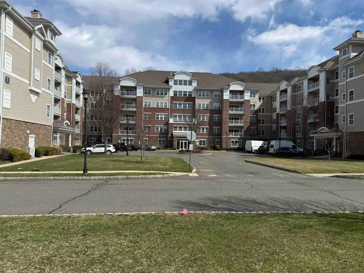 1118 WARRENS WAY, Wanaque, NJ 07465 - #1