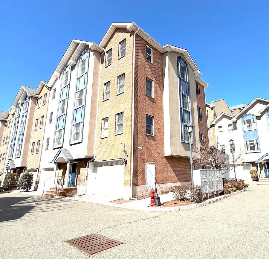 620 38TH ST #604, Union City, NJ 07087 - #2