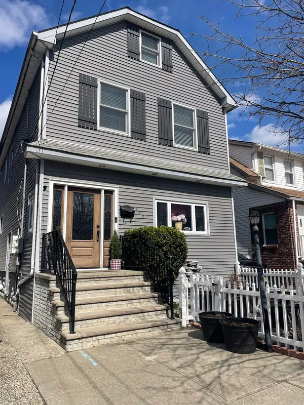 127 WEST 55TH ST, Bayonne, NJ 07002-4914