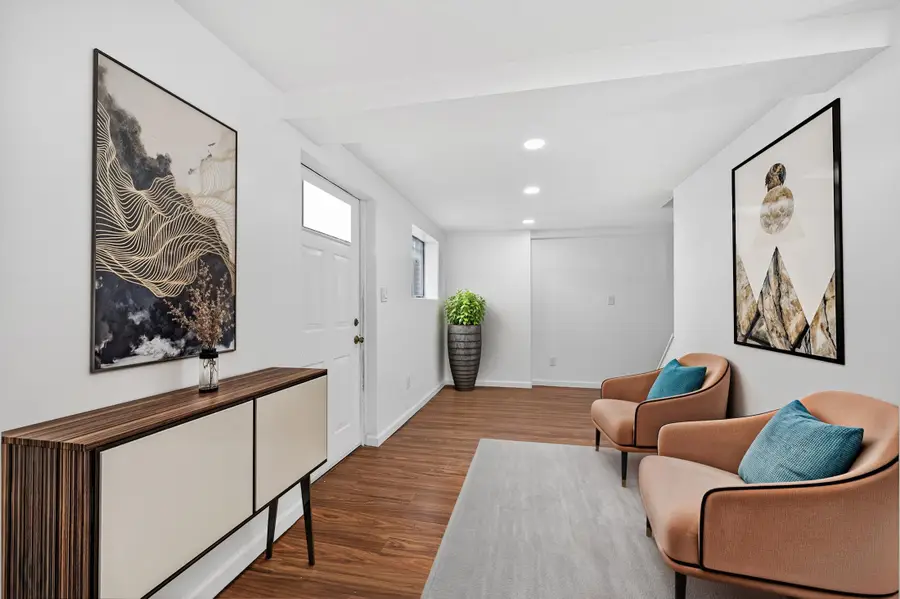 14 LAUREL CT, Jersey City, NJ 07302 - #2