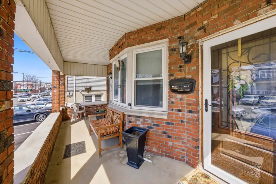 33 WEST 30TH ST, Bayonne, NJ 07002 - #3