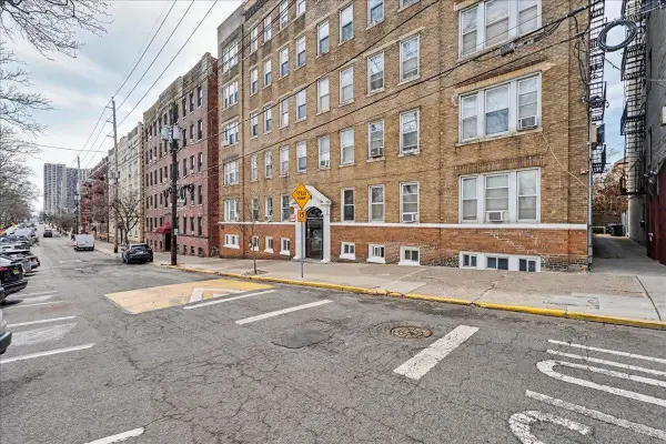 325 79TH ST #13, North Bergen, NJ 07047