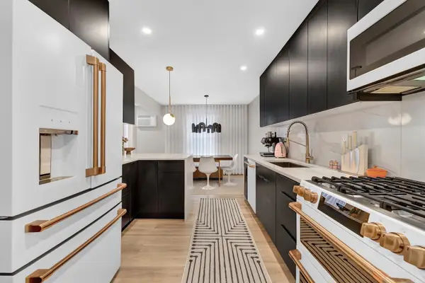 35 RIVERVIEW CT #35, Secaucus, NJ 07094