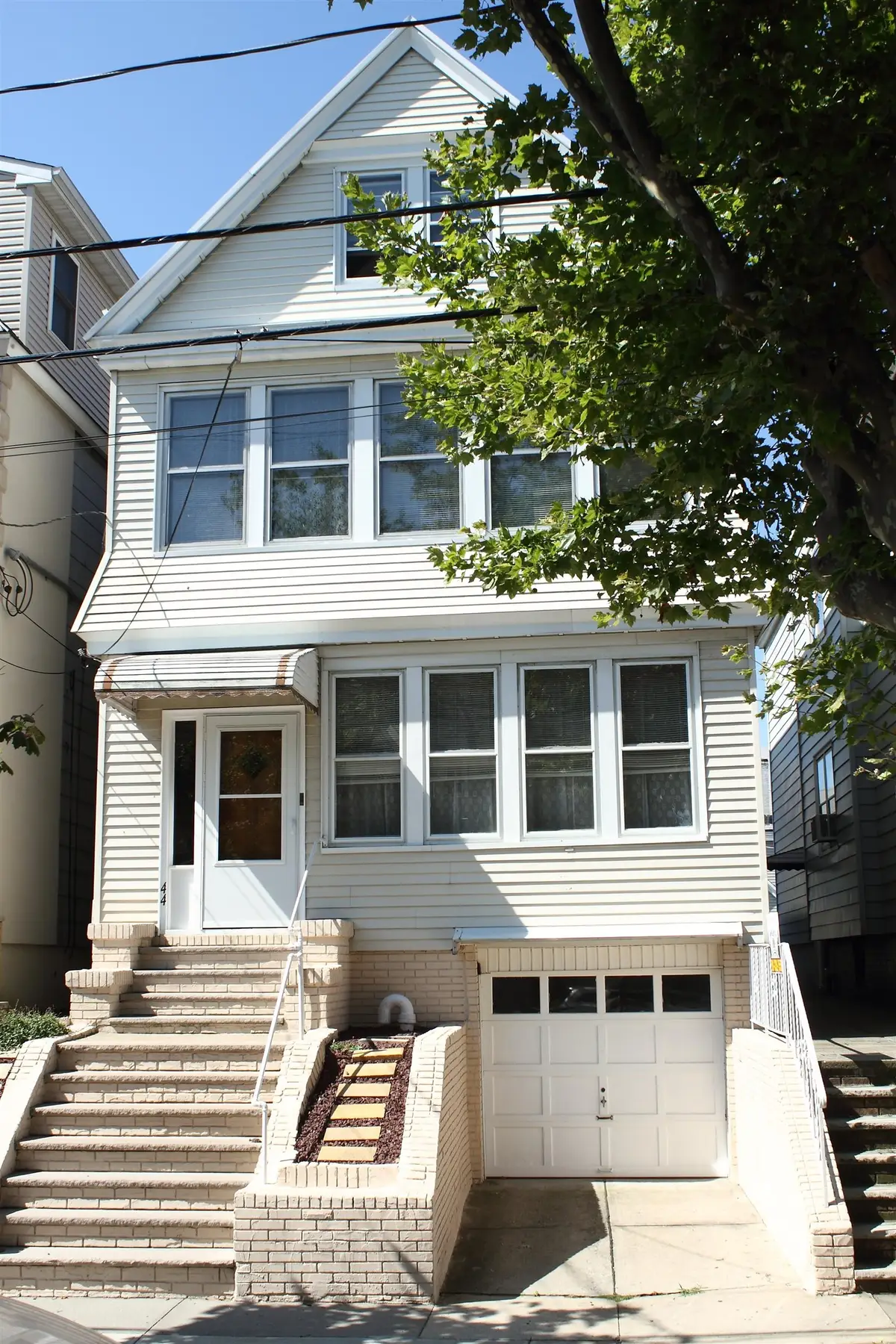 44 EAST 36TH ST, Bayonne, NJ 07002 - #1