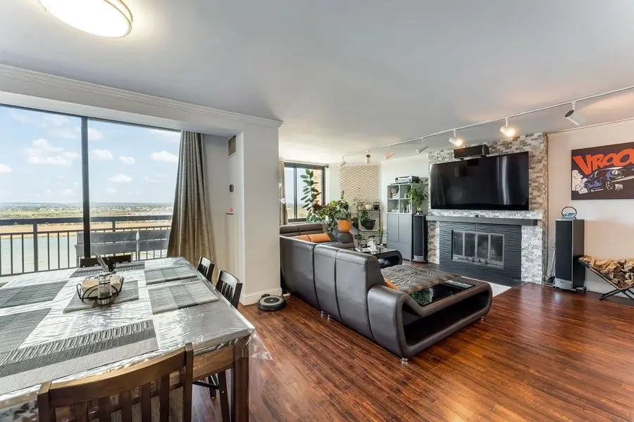 2110 HARMON COVE TOWER, Secaucus, NJ 07094 - #2