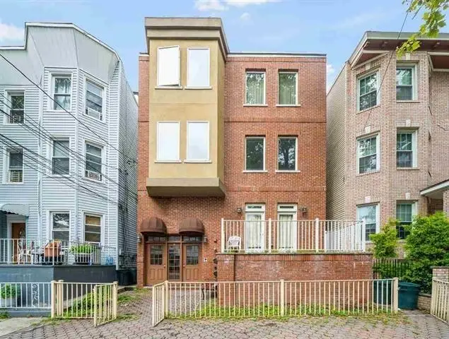 38 COURT HOUSE PL, Jersey City, NJ 07306 - #1