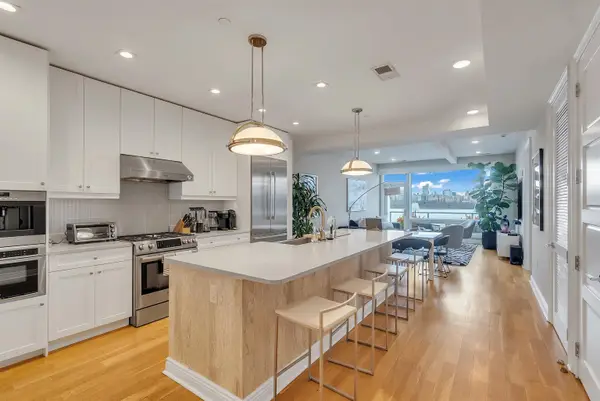 9 SOMERSET LANE #617, Edgewater, NJ 07093
