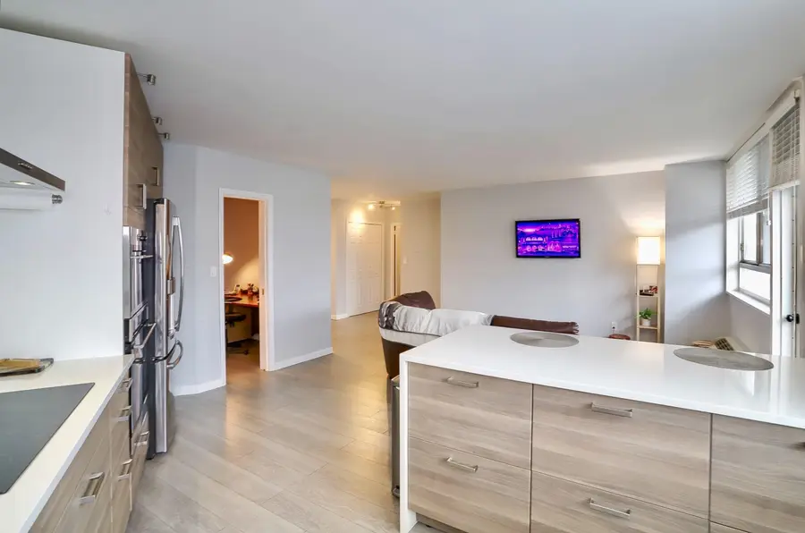 100 MANHATTAN AVE #402, Union City, NJ 07087 - #3