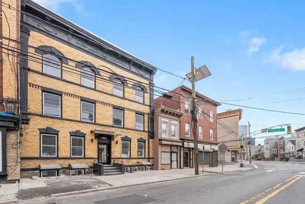 684 SUMMIT AVE #1, JC, Heights, NJ 07306