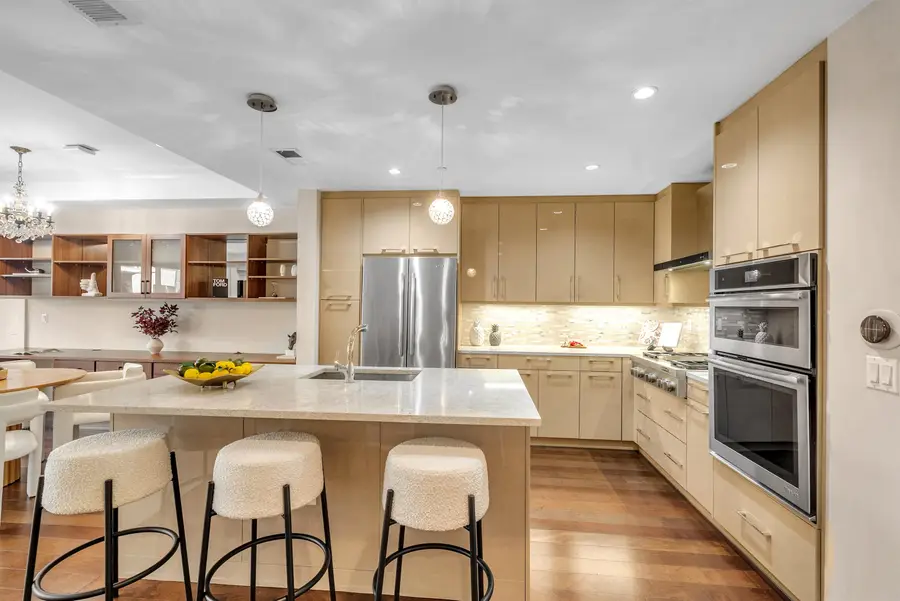 150 HENLEY PL #205, Weehawken, NJ 07086 - #2