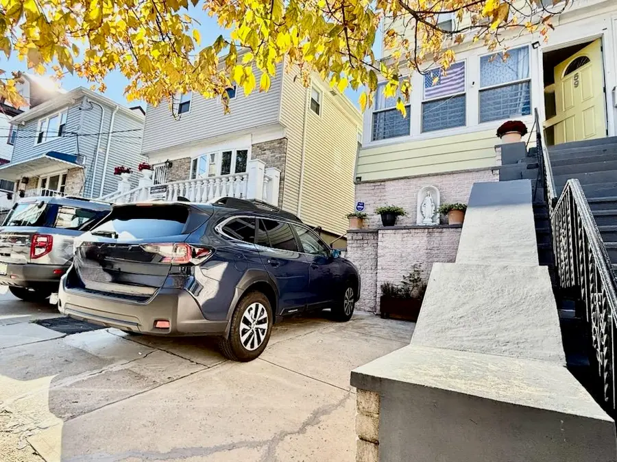 59 AUDUBON AVE, Jersey City, NJ 07305 - #2