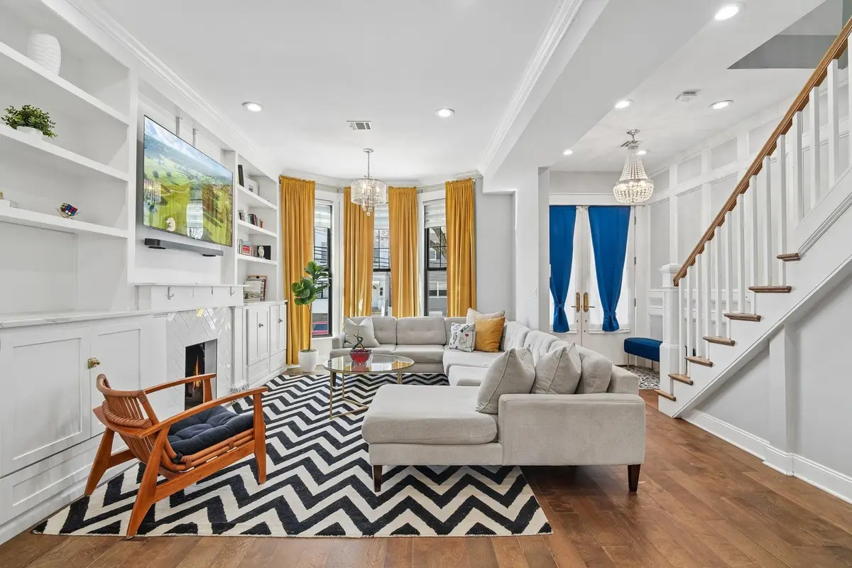 20 ELIZABETH ST, Jersey City, NJ 07306 - #1