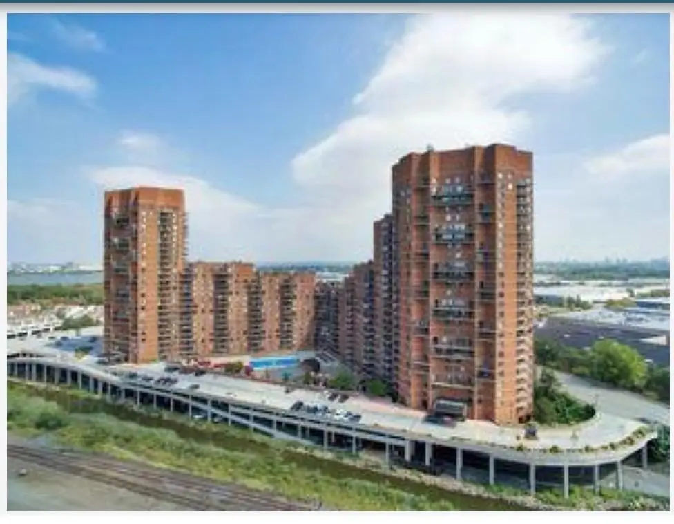 238 HARMON COVE TOWER, Secaucus, NJ 07094 - #1