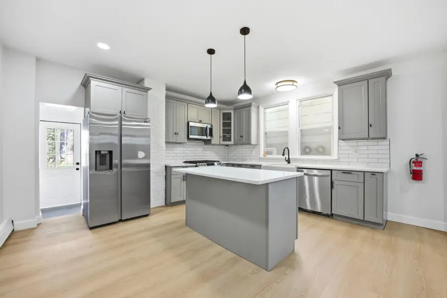 139 WEST 51ST ST, Bayonne, NJ 07002 - #3