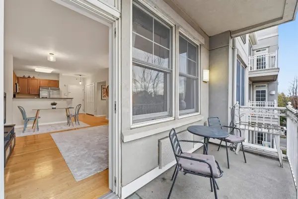 4 CONSTELLATION PL #306, JC, Greenville, NJ 07305