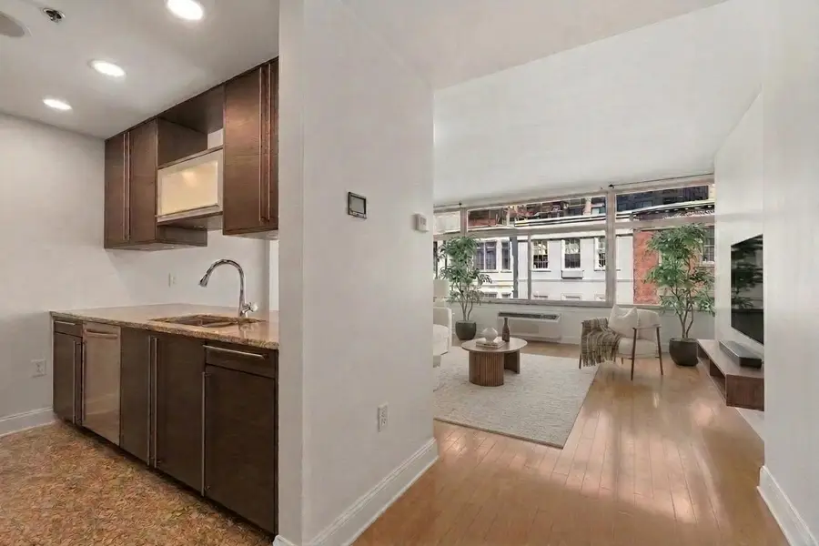 10 REGENT ST #415, Jersey City, NJ 07302 - #3