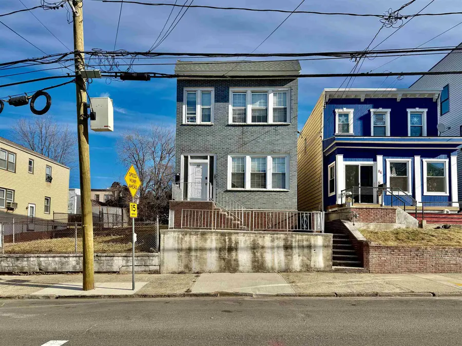 86 PAMRAPO AVE, Jersey City, NJ 07305 - #2