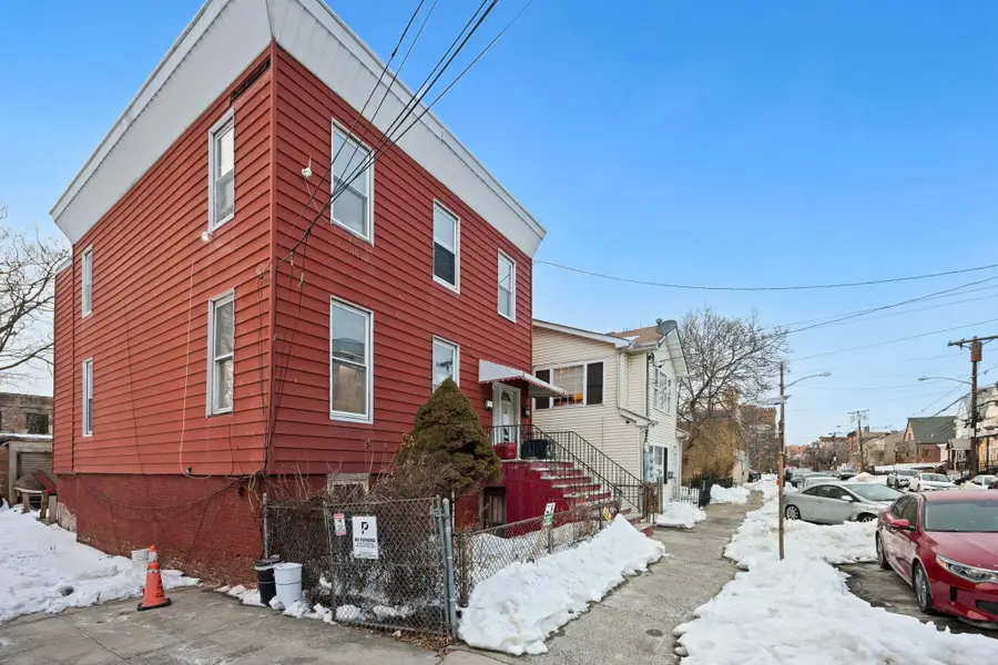 41-43 STORMS AVE, Jersey City, NJ 07306 - #3