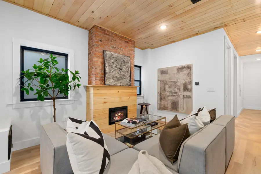 297 NEW YORK AVE, Jersey City, NJ 07307 - #3