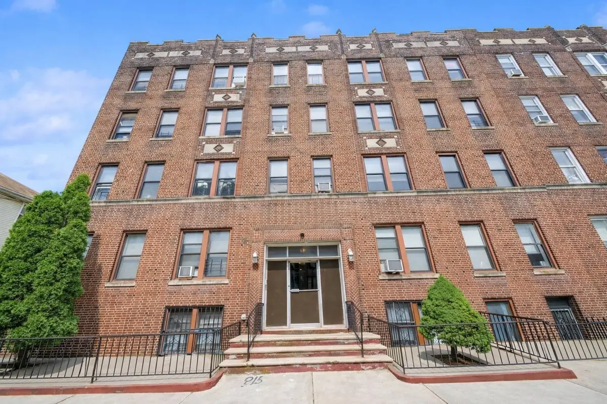 117 CORBIN AVE #107, Jersey City, NJ 07306 - #1