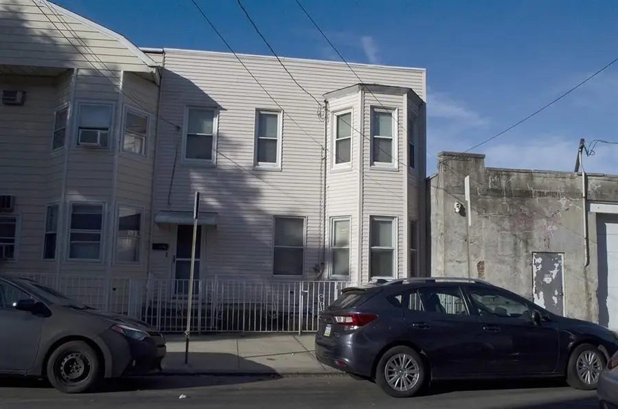 127 LOGAN AVE, Jersey City, NJ 07306-6930 - #2