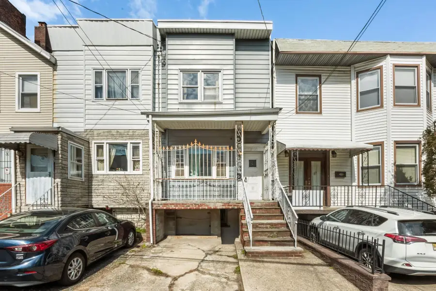 25 VAN REYPEN ST, Jersey City, NJ 07306 - #2