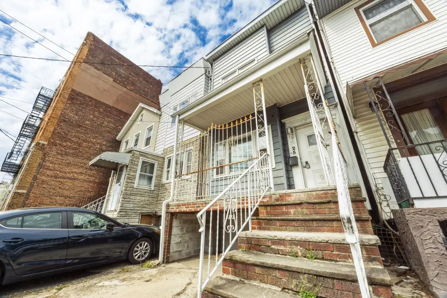 25 VAN REYPEN ST, Jersey City, NJ 07306 - #3
