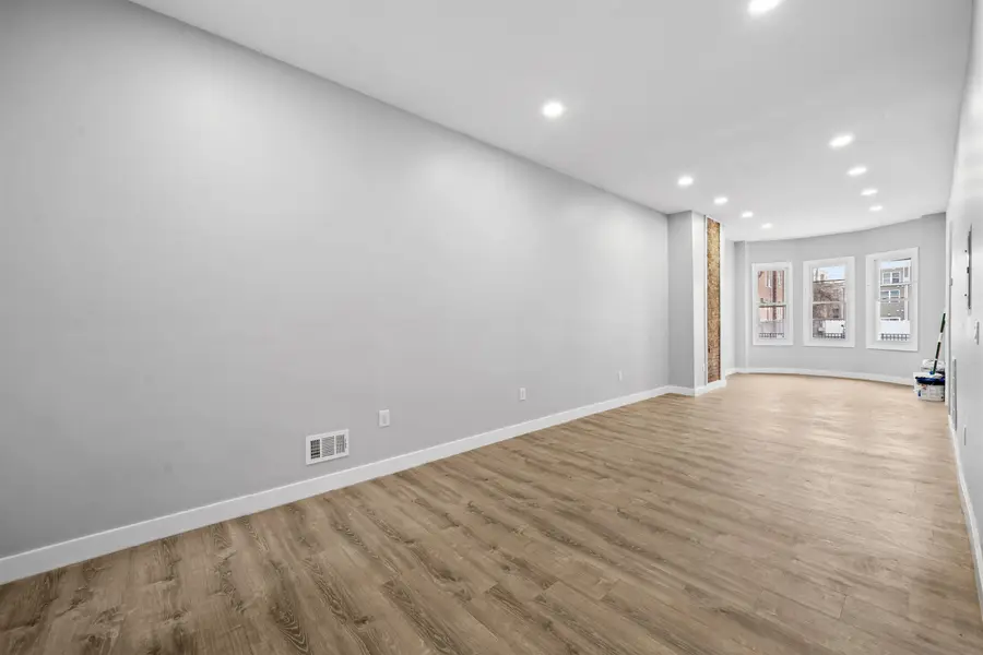 348 FORREST ST, Jersey City, NJ 07305 - #3